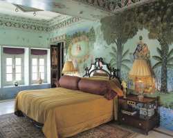 After turning into a hotel it got its five stars rating in 1971 and also added more 75 rooms.